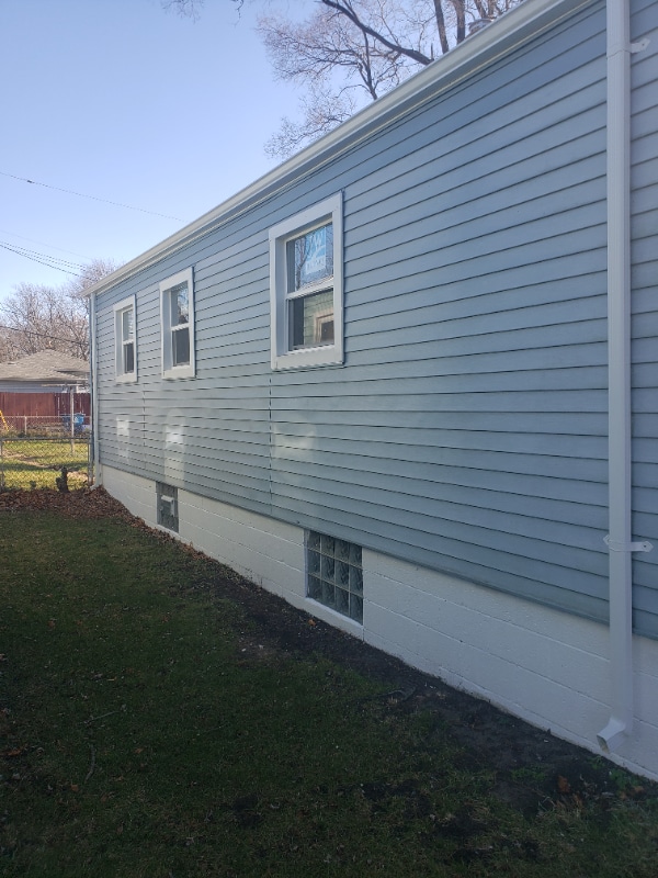 4181 Buchanan St
