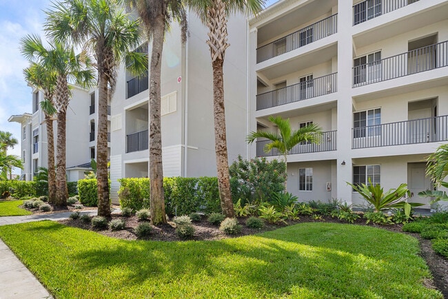 Photo - 5583 Double Eagle Cir Unit 4128