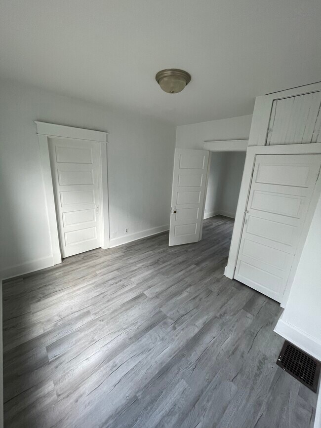 Bedroom 1 - 2105 Sherman Ave Unidad 2105