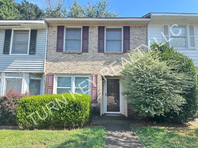 Building Photo - Townhome for rent in Grayson Valley