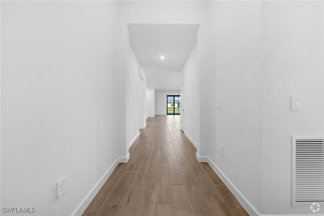 Building Photo - 14278 Winding Cedar Wy Rental
