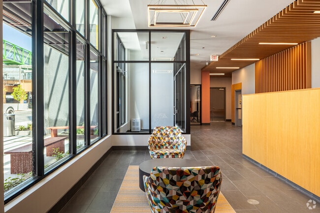 Vestíbulo - Westhaven Park Station