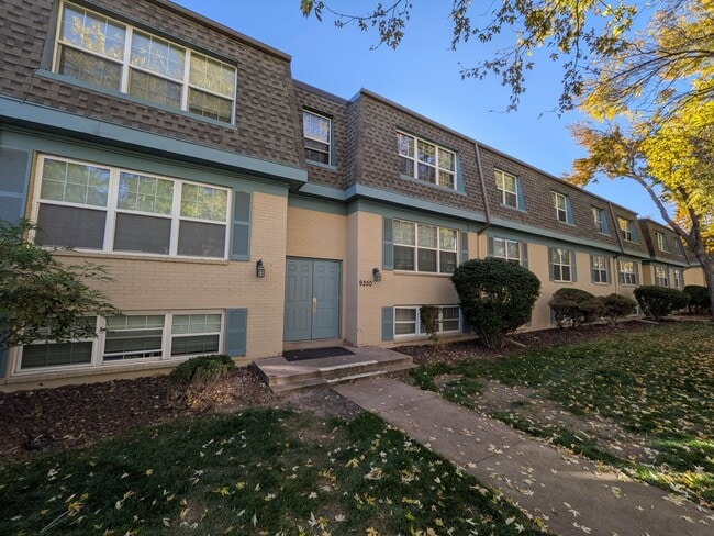 Building Photo - 3 Bedroom 1.5 Bathroom Hampden Neighborhoo...