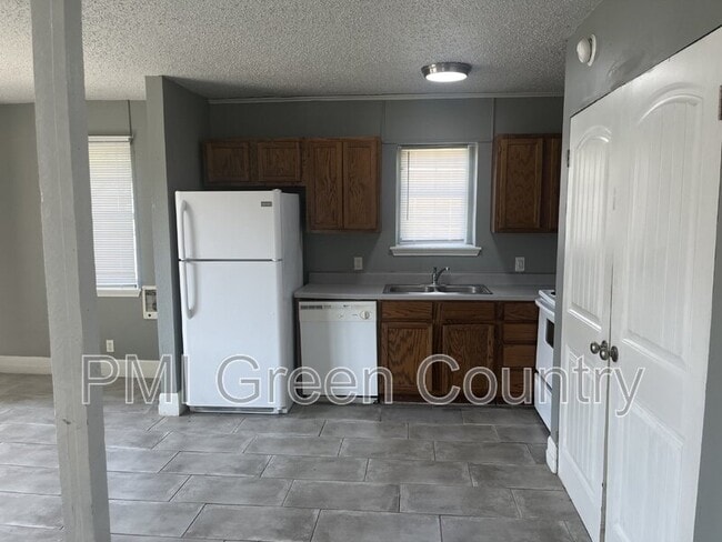 Photo - 4807 S 27th W Ave