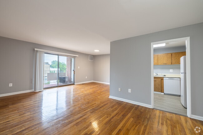 Hampshire House Apartments