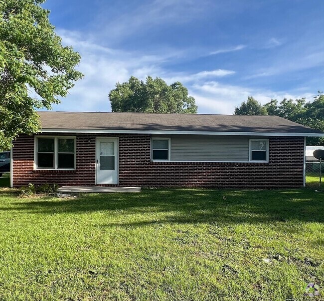 Building Photo - 314 Palomino Ln Rental
