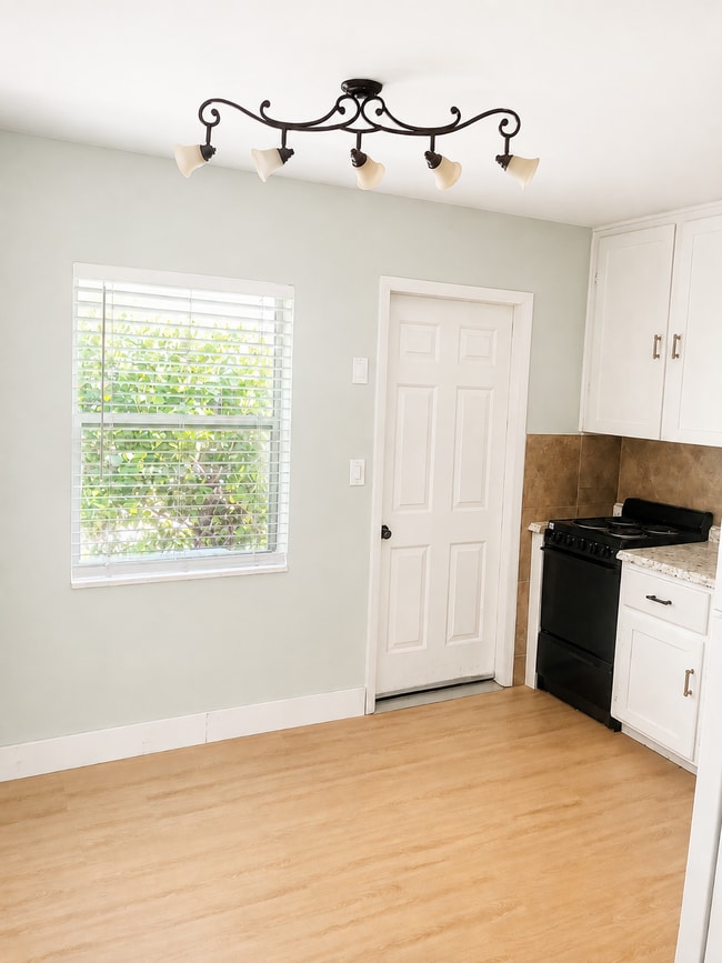 1125 SE 6th Ter Unit 7