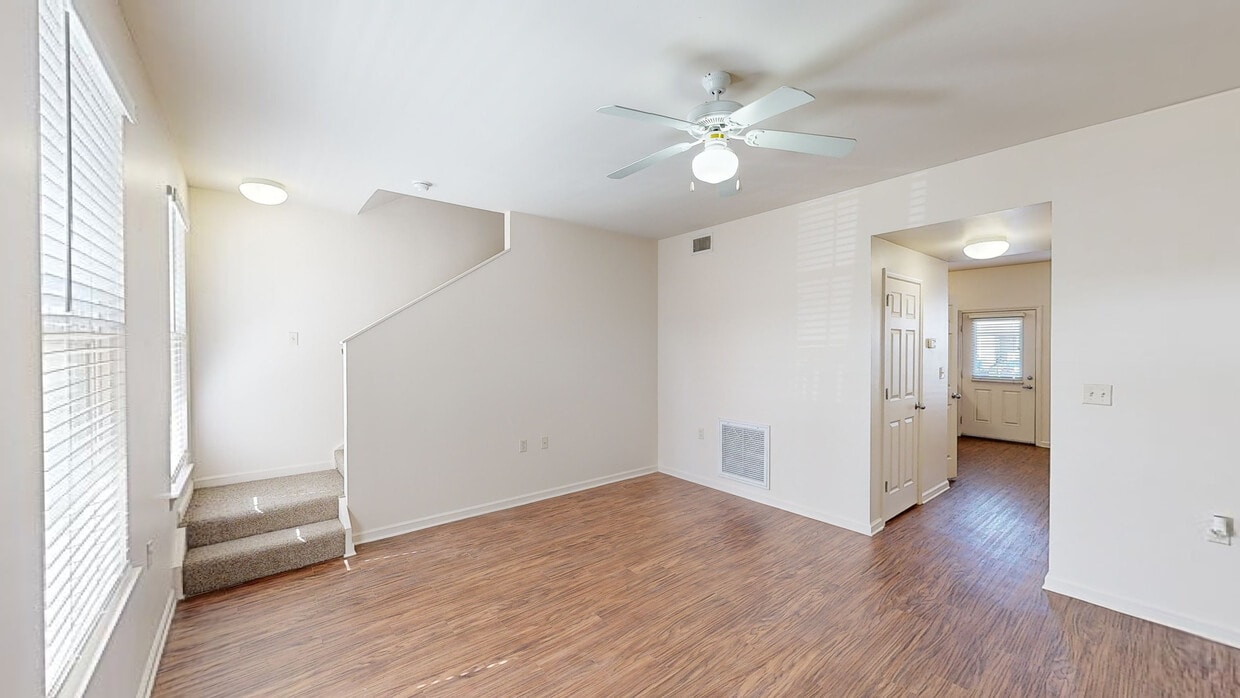 Photo - Harmony Oaks Apartments