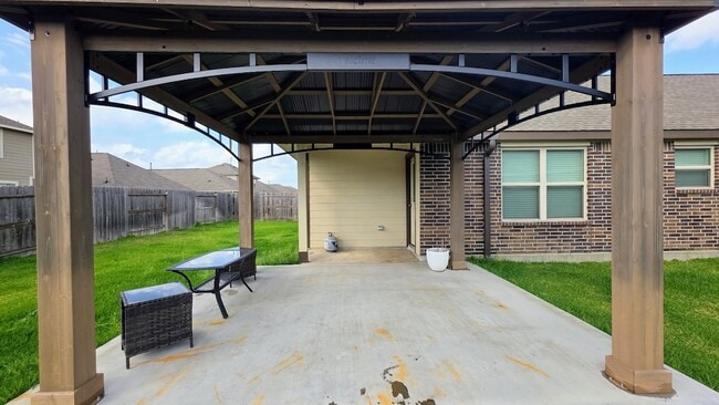 Photo - 6207 Russett Elm Ct