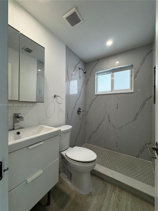 Photo - 111 NW 7th Ave Unit 1