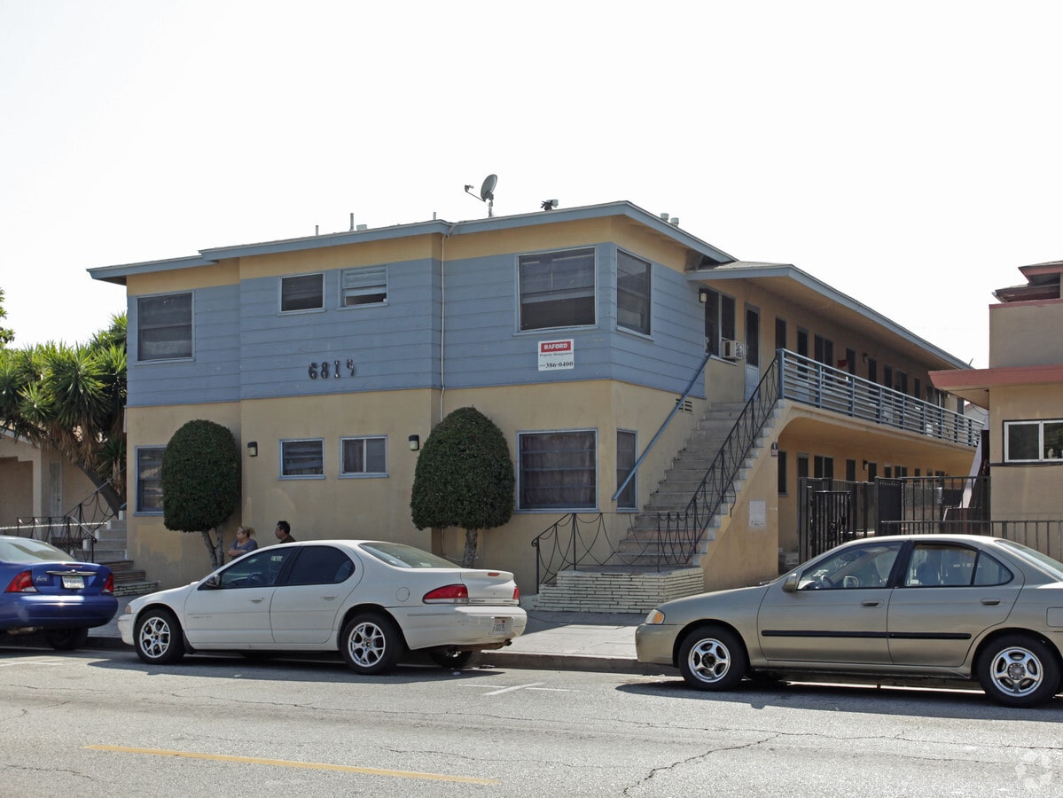 Primary Photo - 6815 Seville Ave