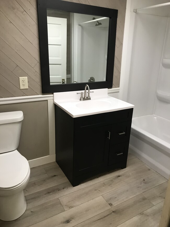 Main floor bathroom - 806 Wheaton Ave House