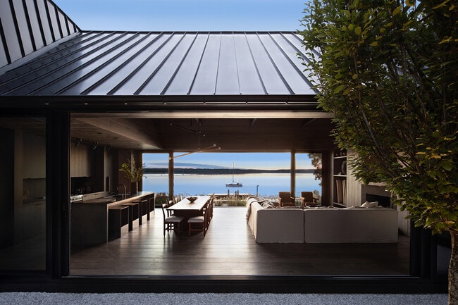 Photo - 265 Three Mile Harbor Hog Creek Rd