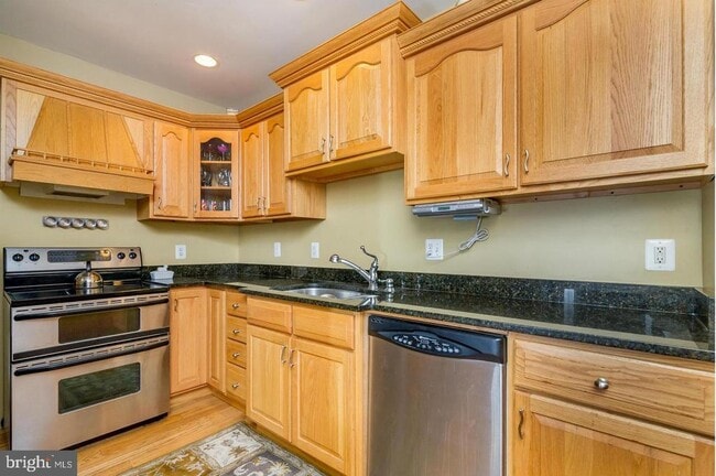 Photo - 1529 S Charles St