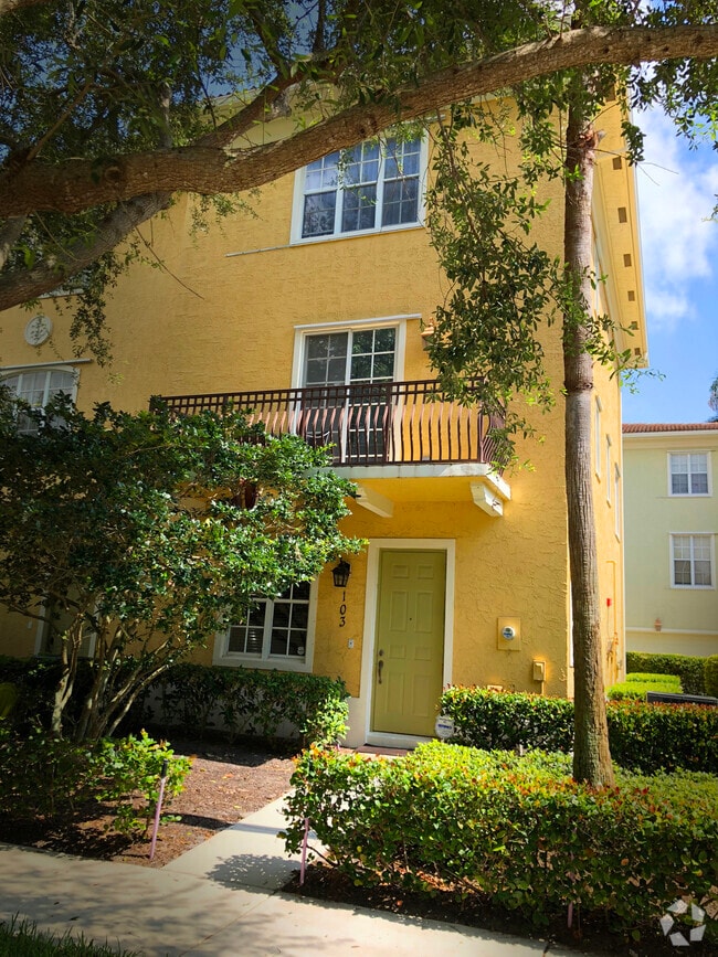 Building Photo - 103 W Indian Crossing Cir Rental
