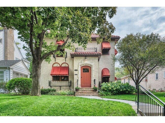 Building Photo - 5243 Girard Ave S Rental