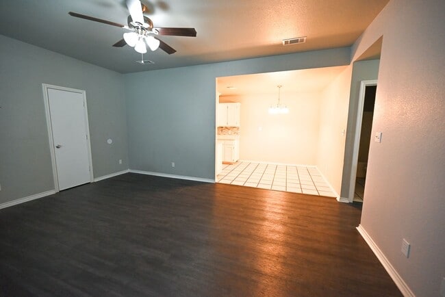 Photo - 2 Bed, 2 Bath Duplex Decatur TX