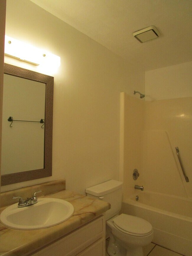 Photo - 218 White Dr