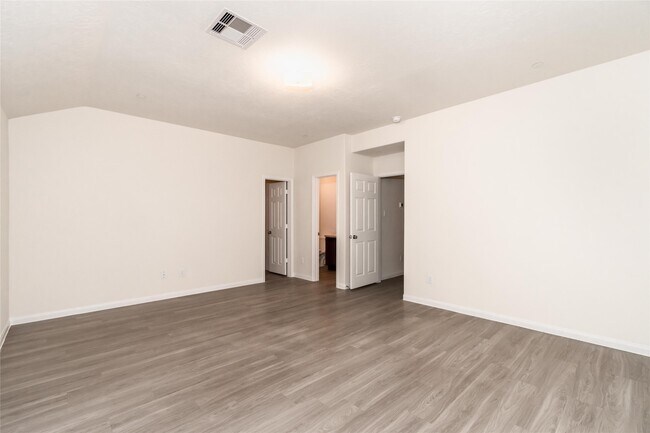 3931 Lexington Manor Ct