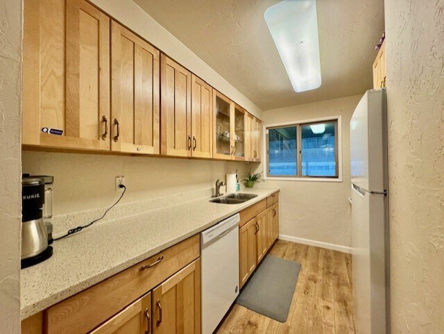 Photo - 3266 Mendenhall Loop Rd