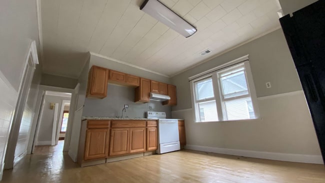 Photo - 23 Slater St