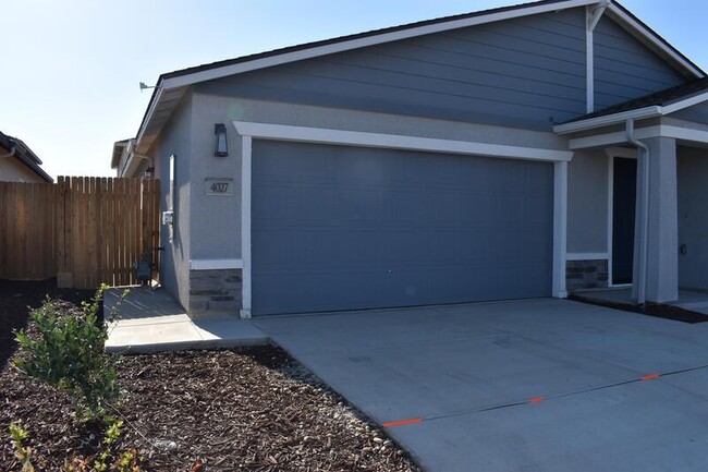Photo - 4027 Bayonet Dr