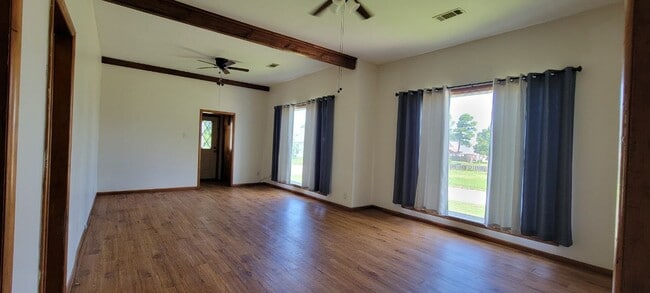 Photo - 1101 S 11th St