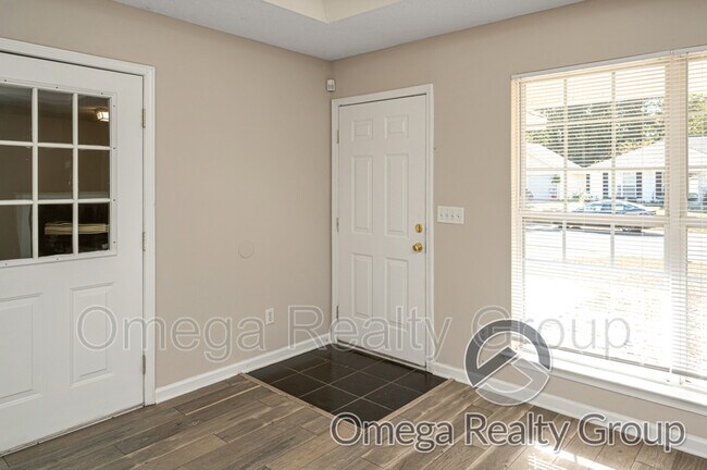 Photo - 410 Southwood Trace Dr