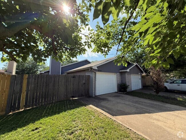 Building Photo - 6709 Duplex Rental