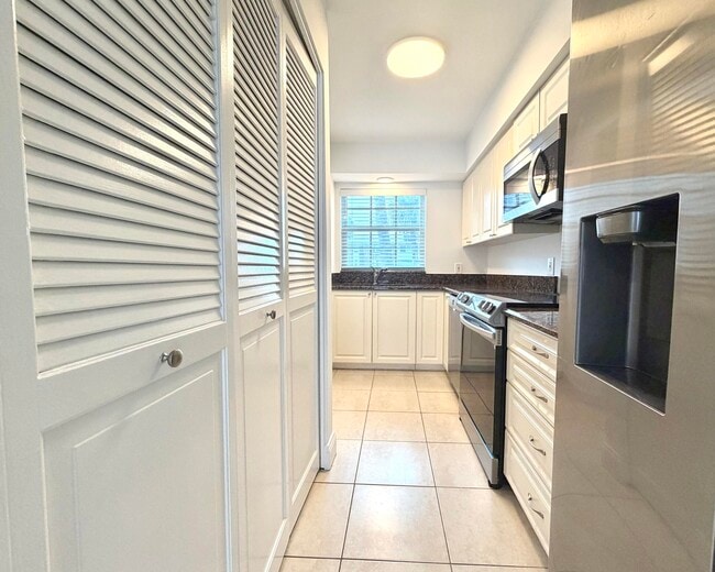 Photo - 413 N Cypress Dr