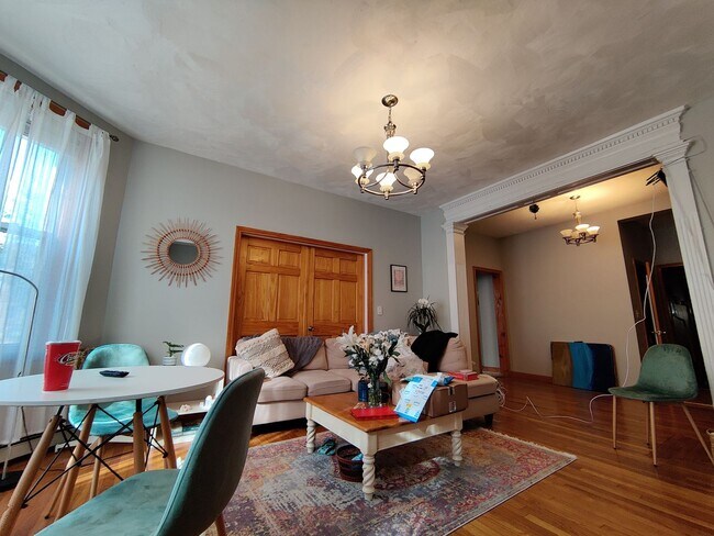 Photo - Desirable Brookline Location, Heat, Hot Wa...