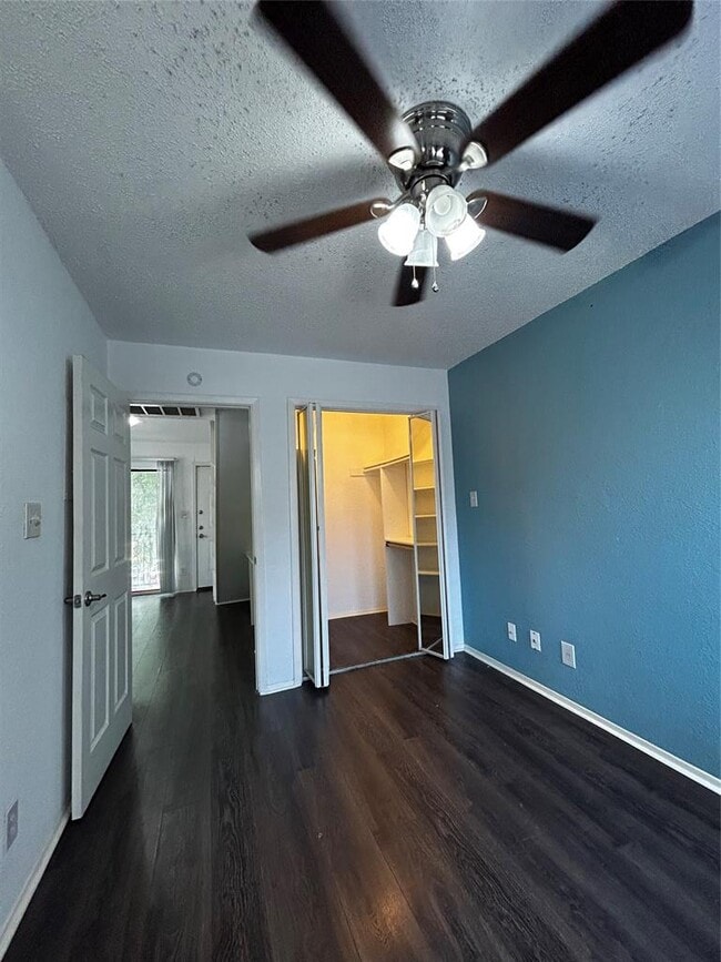 Photo - 708 Graham Pl Unidad 208