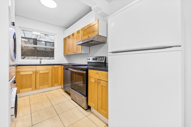 Photo - 5777 Ch De La Côte-Saint-Luc