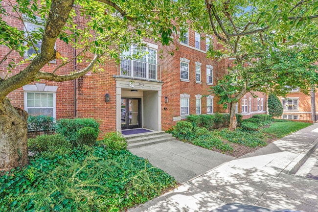 Photo - 3609 38th St NW Unidad 208