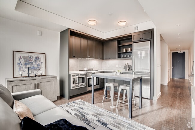 Building Photo - 1750 Wewatta St Unit 1336 Rental