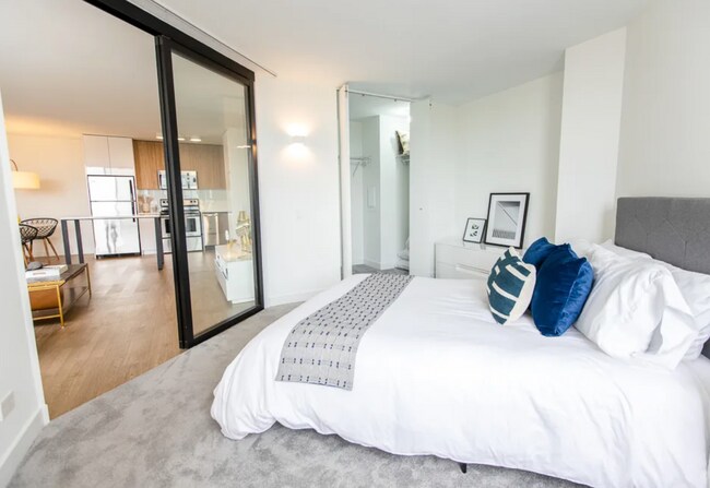 Photo - 2645 N Clark St Unidad 608R