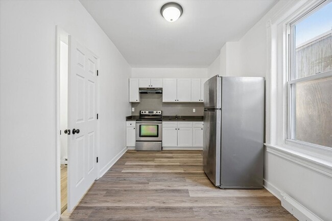 Photo - 402 N 59th St Unidad 2