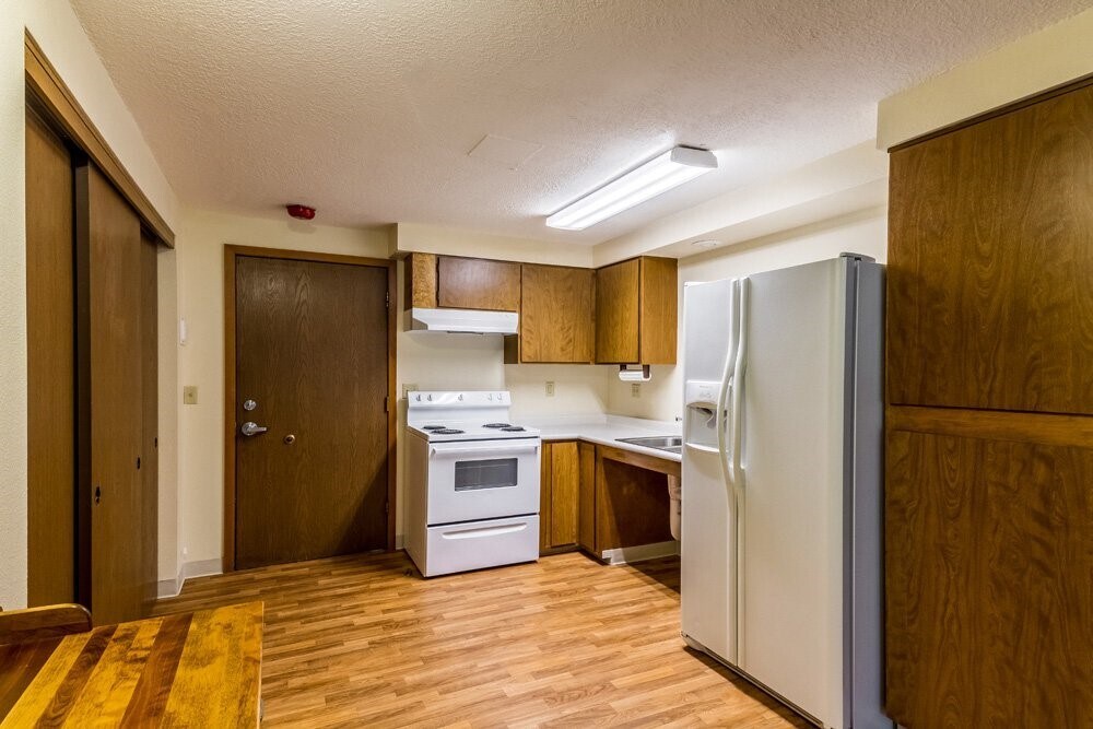 Photo - 3085 Resort St