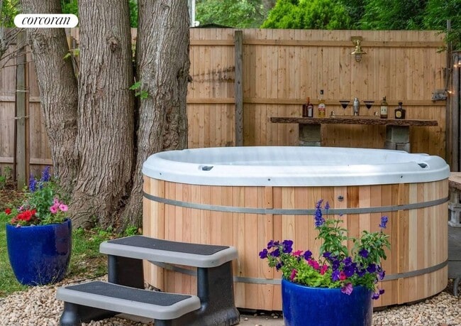 Photo - 179 Redwood Rd