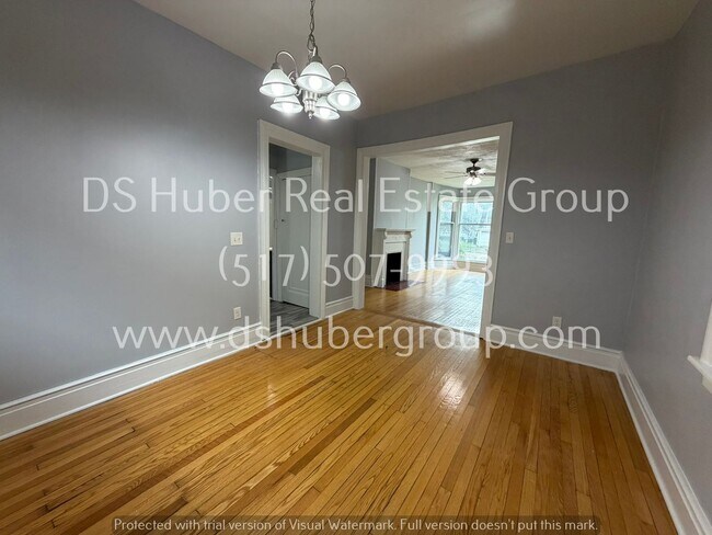 533 Seymour Ave