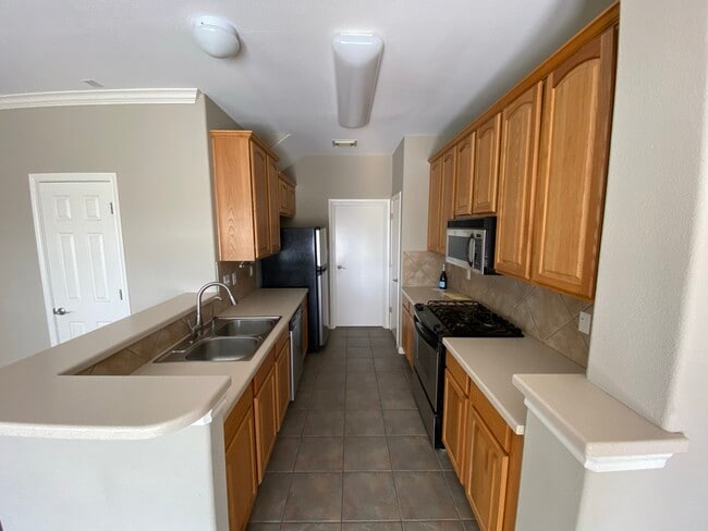 Photo - 1101 E Parmer Ln Condo Unit 205