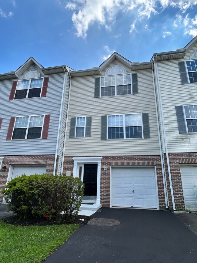 Photo - 65 Highland Cir
