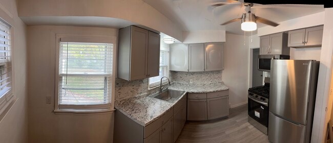 Photo - 915 Sunningdale Dr