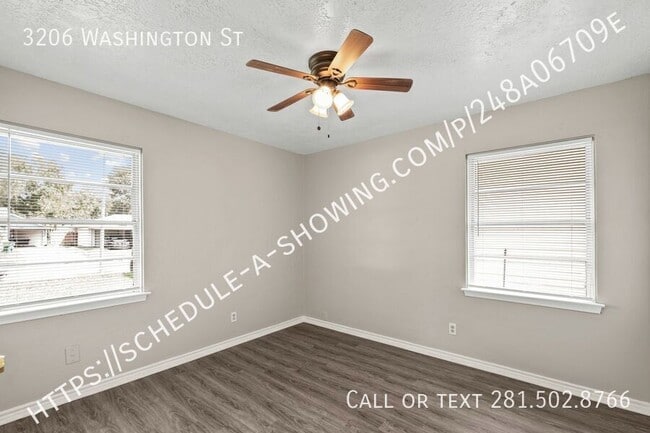 Photo - 3206 Washington St