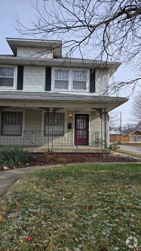 Building Photo - 801 Dequincy St Rental