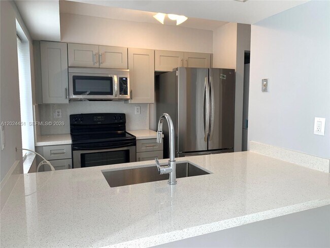 Photo - 143 Riviera Cir