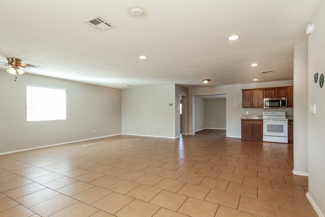 Photo - 6850 W Coolidge St