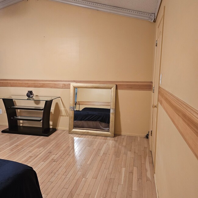 Photo - 1163 Colby Dr