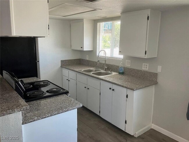 Photo - 16 N 27th St