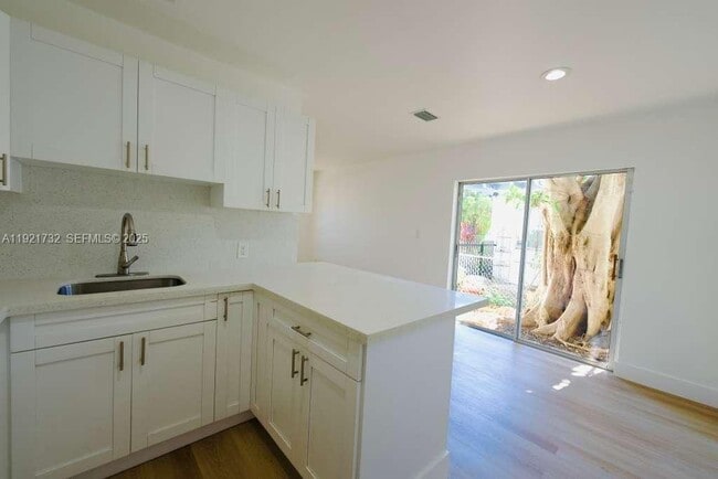 Photo - 11316 Peachtree Dr Unit 1